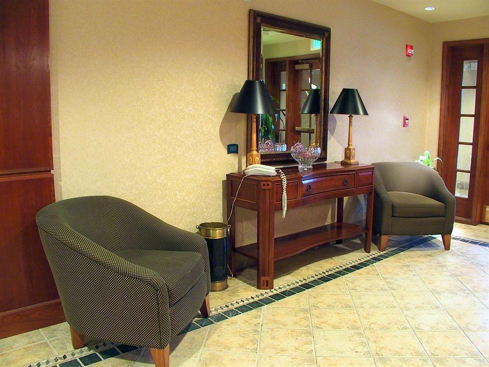 Staybridge Suites Corning By Ihg Interior foto