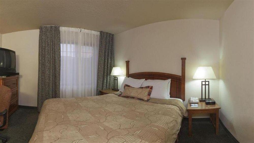 Staybridge Suites Corning By Ihg Exterior foto
