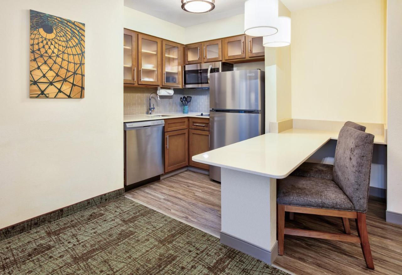 Staybridge Suites Corning By Ihg Exterior foto